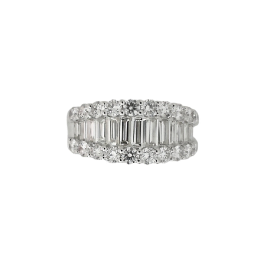 White Gold Round and Baguette Diamond Ring