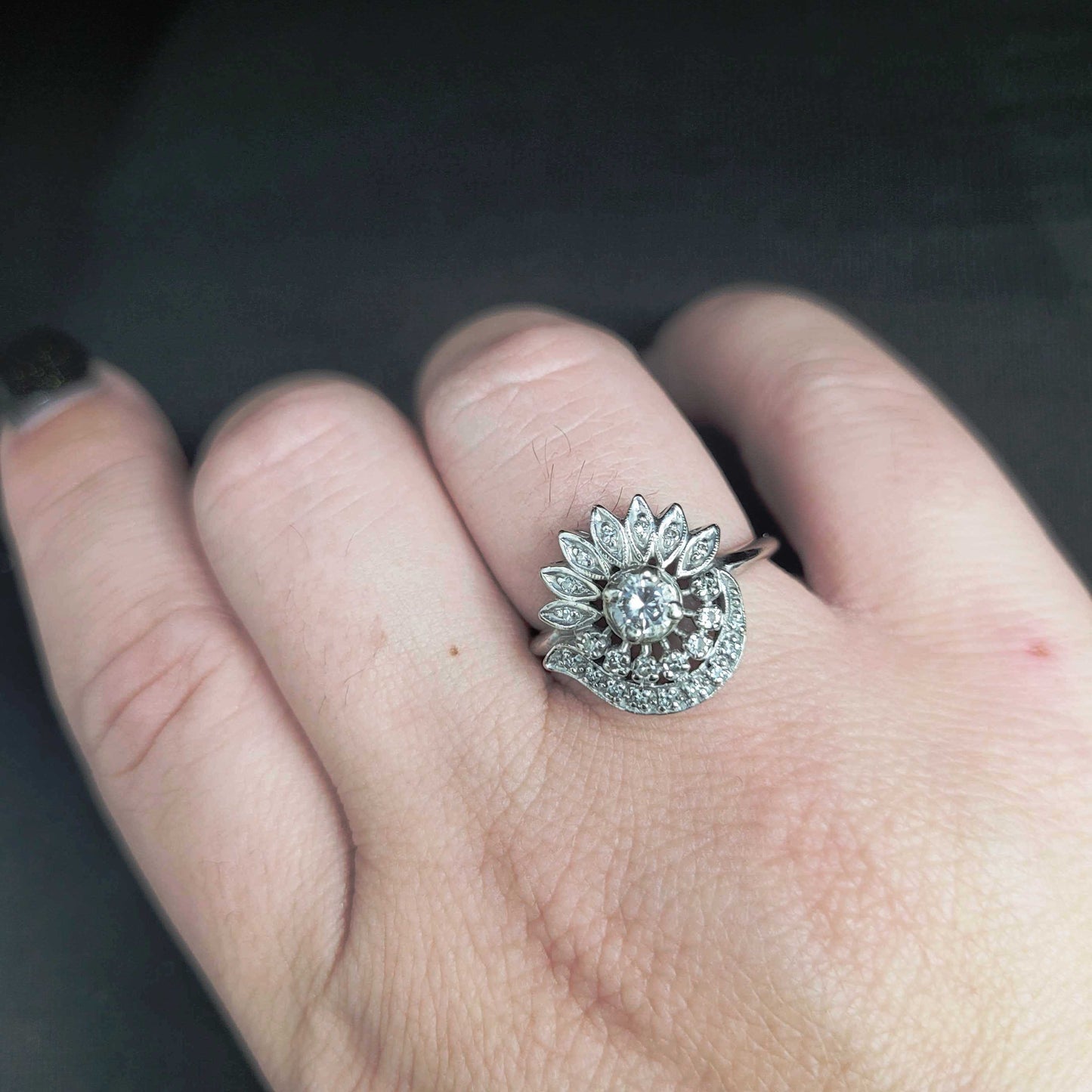 Vintage White Gold Art Deco Diamond Fan Ring