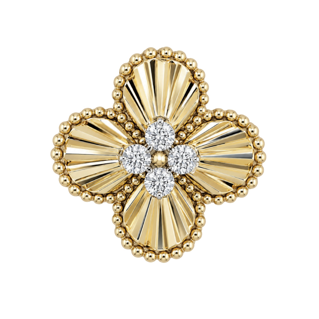Two Tone Round Diamond Fluted Clover Pendant