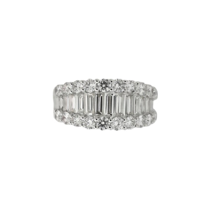 White Gold Round and Baguette Diamond Ring