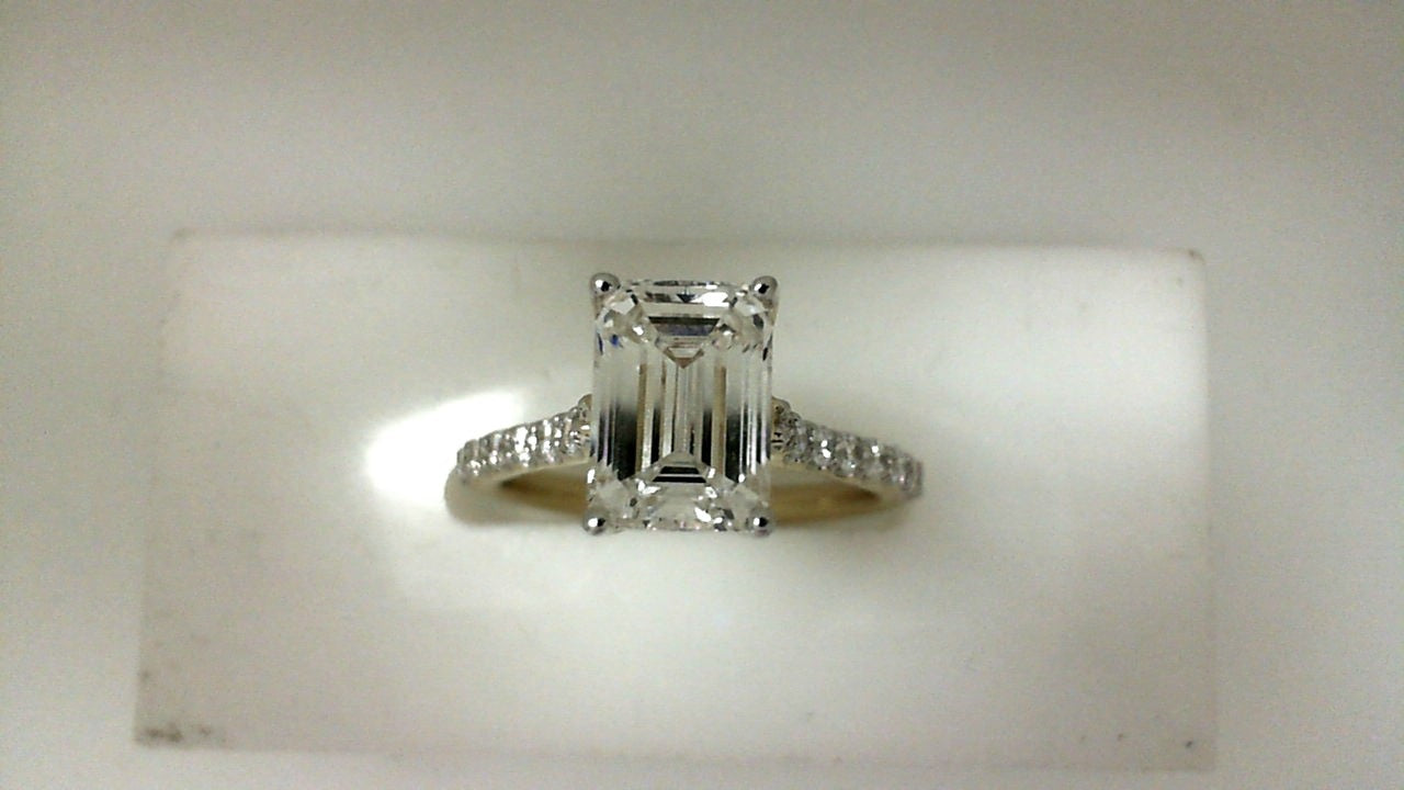 Yellow Gold Straight Shank Emerald Lab Diamond Ring