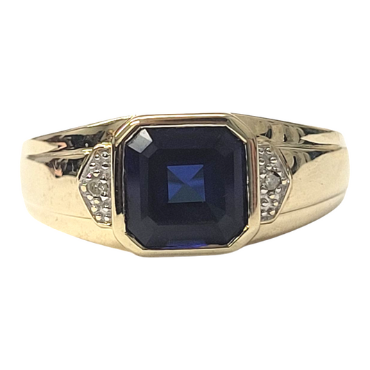 Yellow Gold Square Step-Cut Sapphire Ring