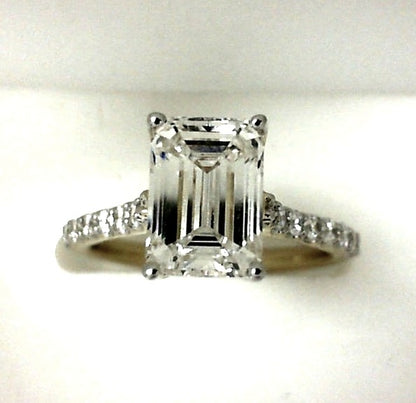 Yellow Gold Straight Shank Emerald Lab Diamond Ring