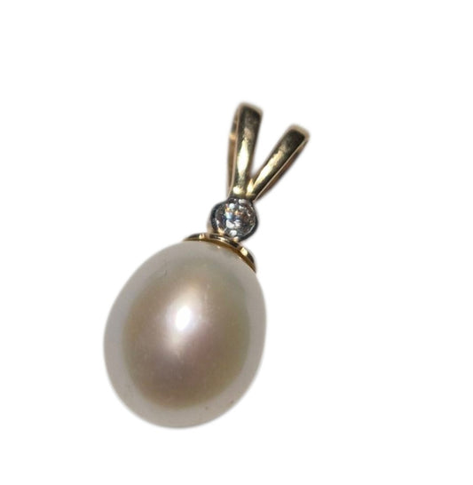 Yellow Gold Creme Potato Pearl Pendant