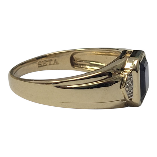 Yellow Gold Square Step-Cut Sapphire Ring