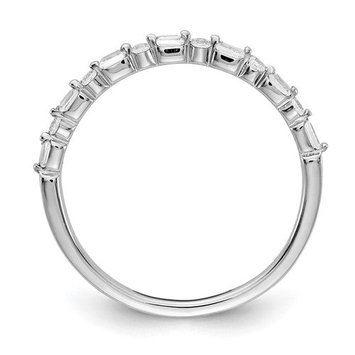 Shared Prong Baguette Diamond Wedding Band