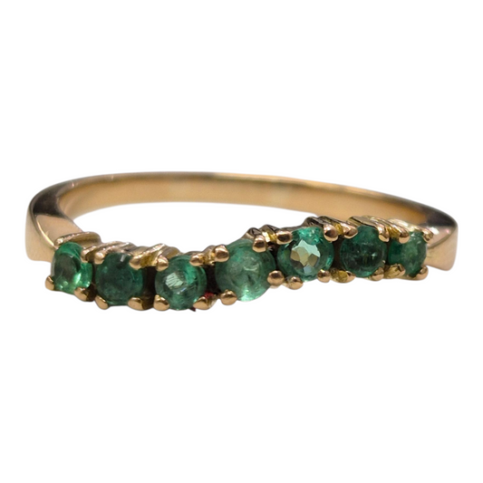 Yellow Gold Round Emerald Curved Band Ring